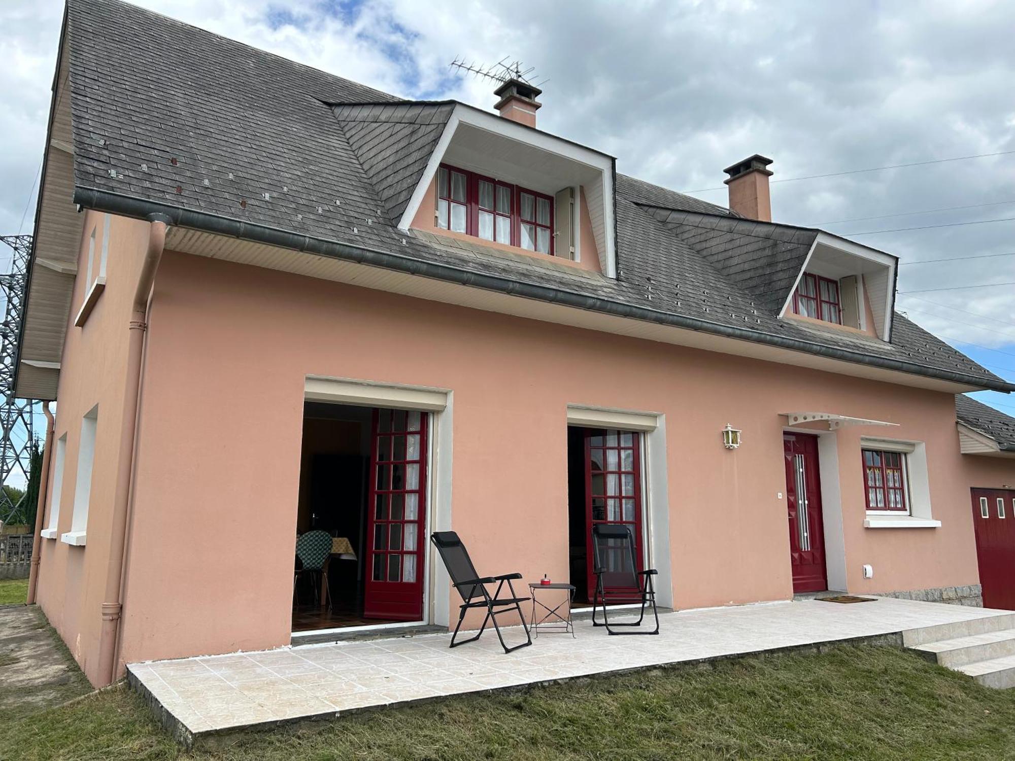 Gite La Maison Rose Lannemezan Kültér fotó