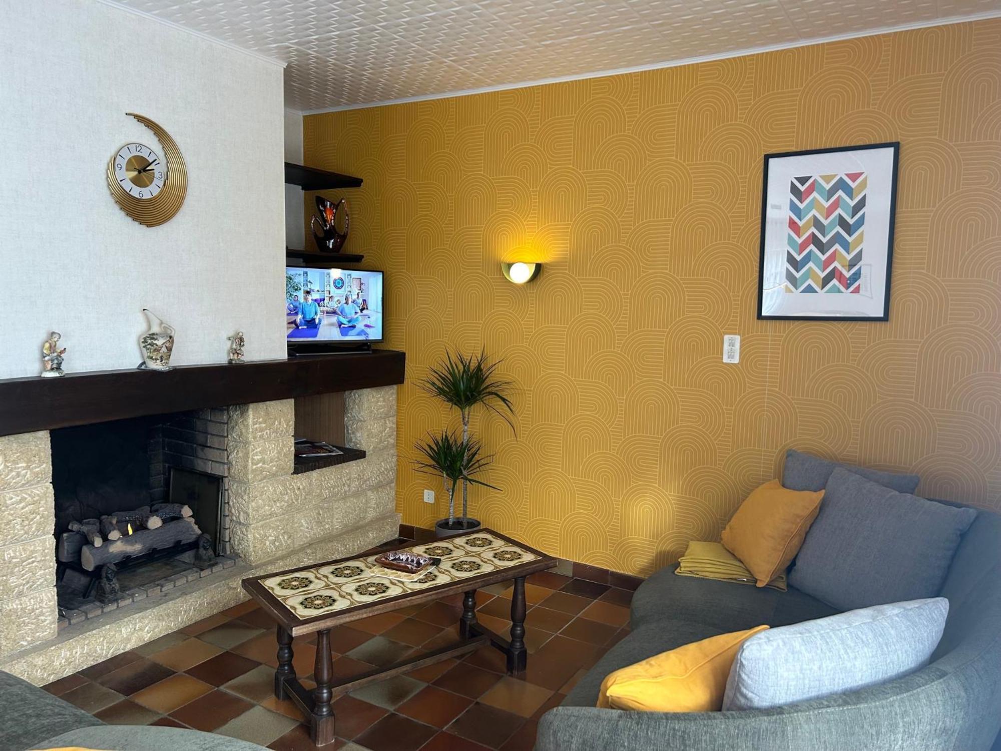 Gite La Maison Rose Lannemezan Kültér fotó