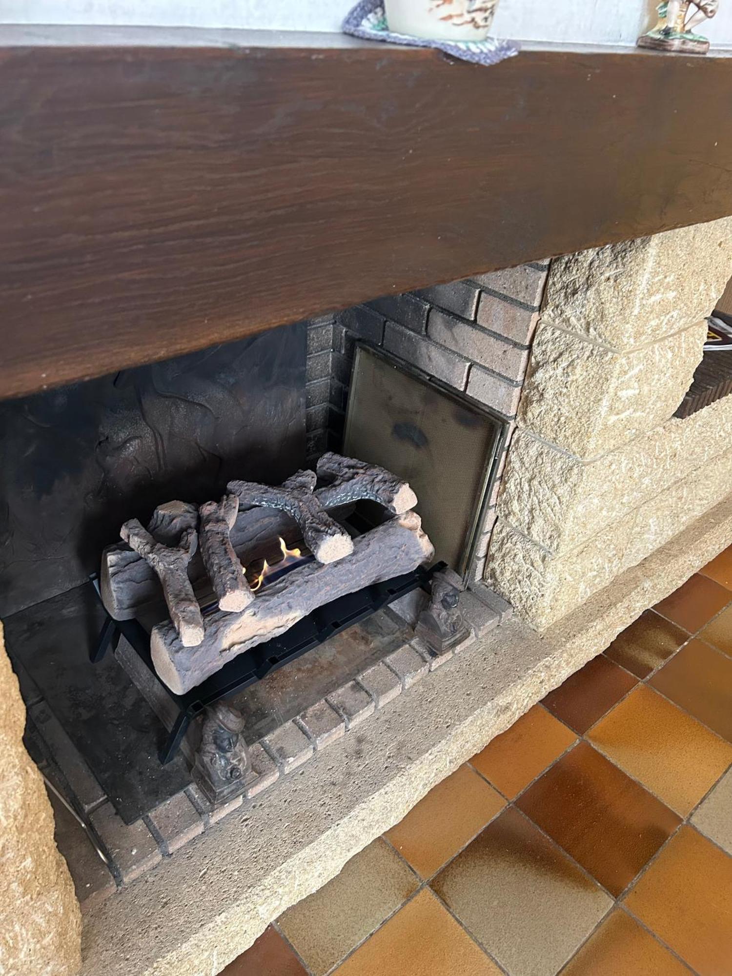 Gite La Maison Rose Lannemezan Kültér fotó